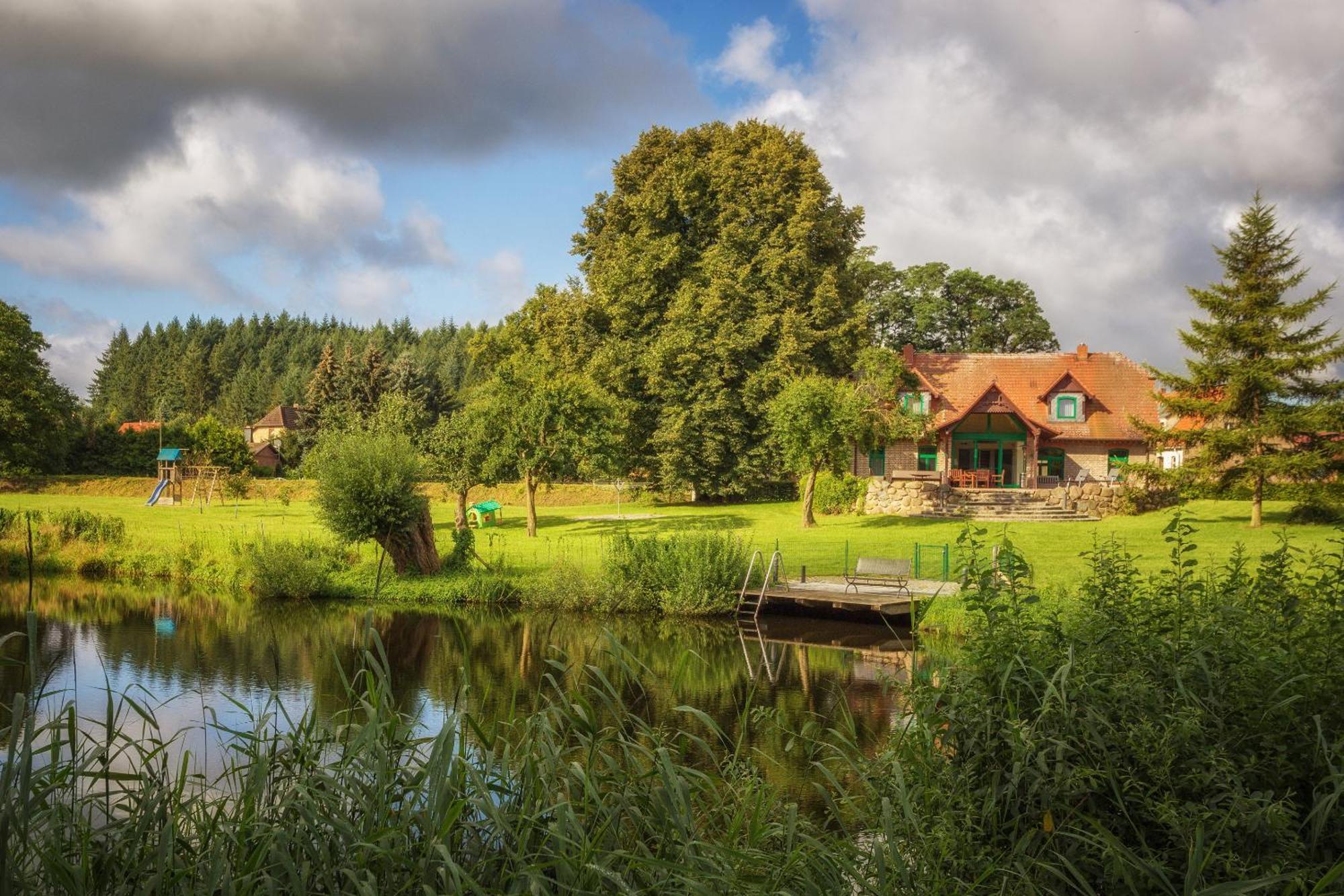 J1 Idyllisches Ferienhaus Mit Seeblick Villa Julchendorf Exterior photo